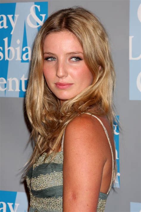 3,548 Annabelle Wallis Photos Stock。